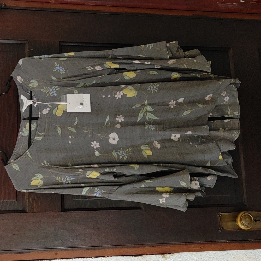 Lauren Conrad blouse